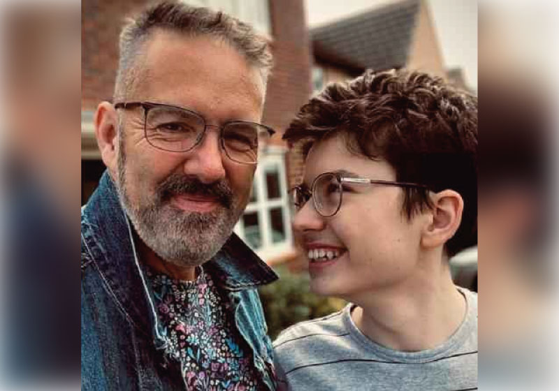 O pai publicou que era aniversário do filho autista e recebeu milhares de comentários - Foto: arquivo pessoal