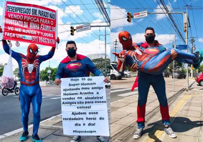 Superman Pipoca capa (2) O Superman ajudou o Homem Aranha desempregado nas vendas de pipoca no farol - Fotos: reprodução / Instagram