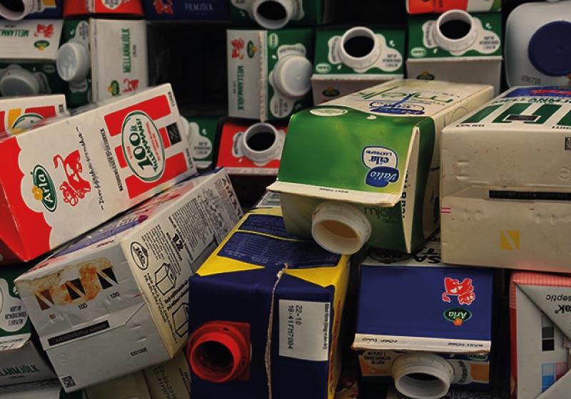 Os alunos transformaram as caixas em mantas térmicas para aquecer casas - Foto: reprodução