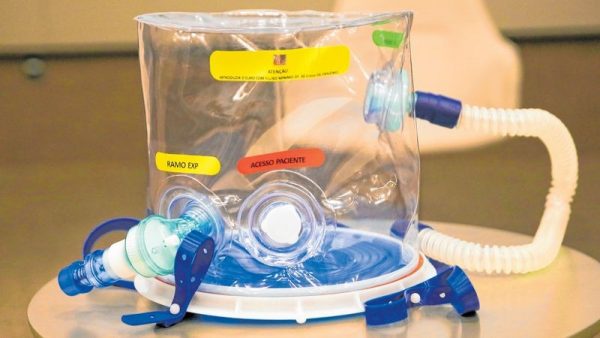 Capacete elmo auxiliou na respiração de pacientes com covid-19 - Foto: divulgação