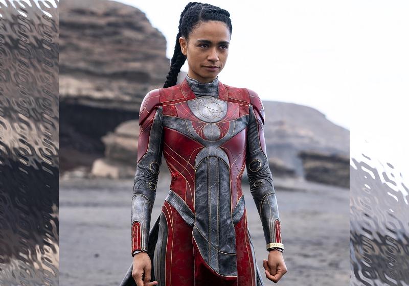 Lauren Ridloff é Makkari em Eternos, a primeira heroína surda da Marvel - Foto: divulgaçãoLauren Ridloff é Makkari em Eternos, a primeira heroína surda da Marvel - Foto: divulgaçãoLauren Ridloff é Makkari em Eternos, a primeira heroína surda da Marvel - Foto: divulgação