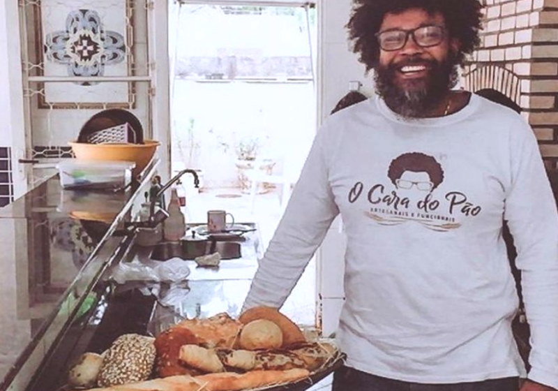 Leandro trabalhava numa multinacional e hoje tem uma micropadaria no DF Foto: Instagram