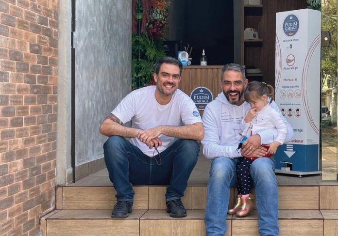 pudim-garage-capa2 Marcelo e Renato adaptaram uma receita da avó, abriram uma empresa de pudim e hoje faturam R$ 40 mil por mês - Foto: PEGN