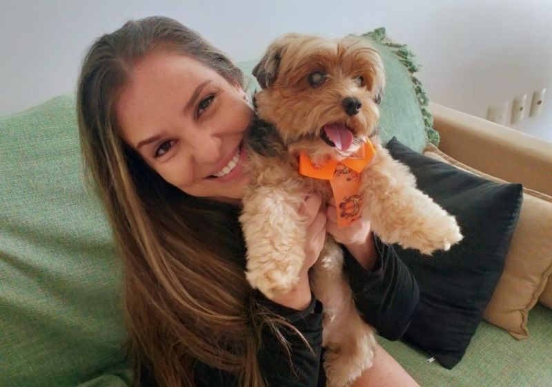 advogada-adota-cachorro-cego-tv