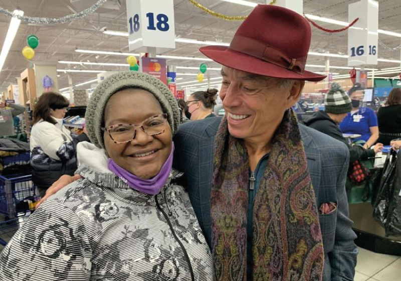 O advogado contou que as histórias por trás das doações tornaram o momento mais especial - Foto: reprodução NWI Times