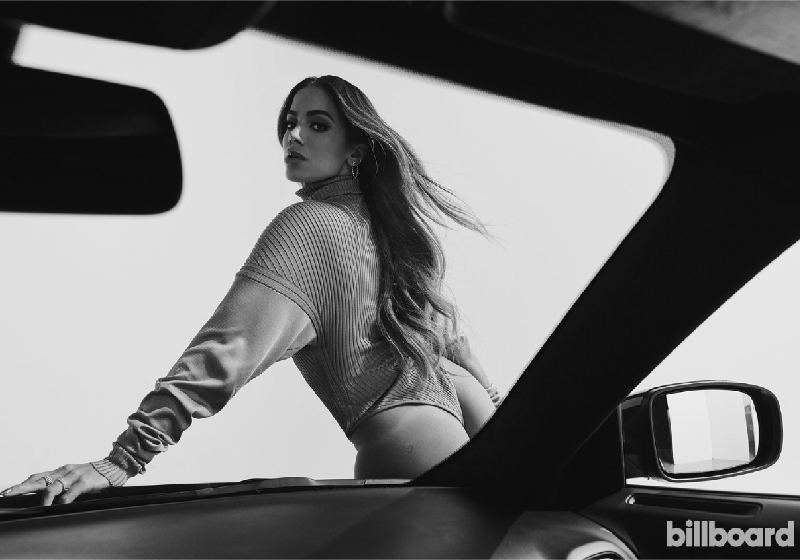 Anitta assina com a Editora Sony contrato internacional - Anitta por Janelle Miller. Cabelo de Jesus Guerro no The Wall Group. Maquilhagem de Luis Torres. Body Bottega Veneta e joias Charlie Lapson. Austin Hargrave