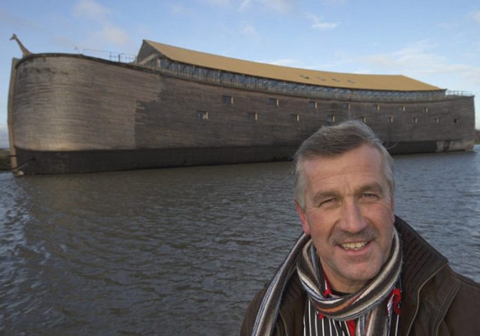 A arca de Johan Huibers mede mais de 91 metros de comprimento e cerca e a altura de 5 andares Foto: Arquivo Pessoal