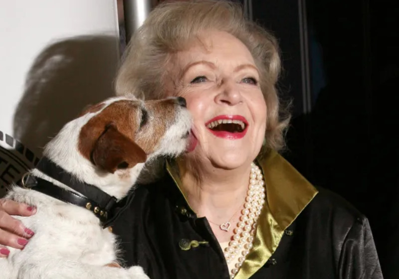 A atriz Betty White morreu aos 99 anos, faltando 3 semanas para completar 100 anos Foto: Divulgação