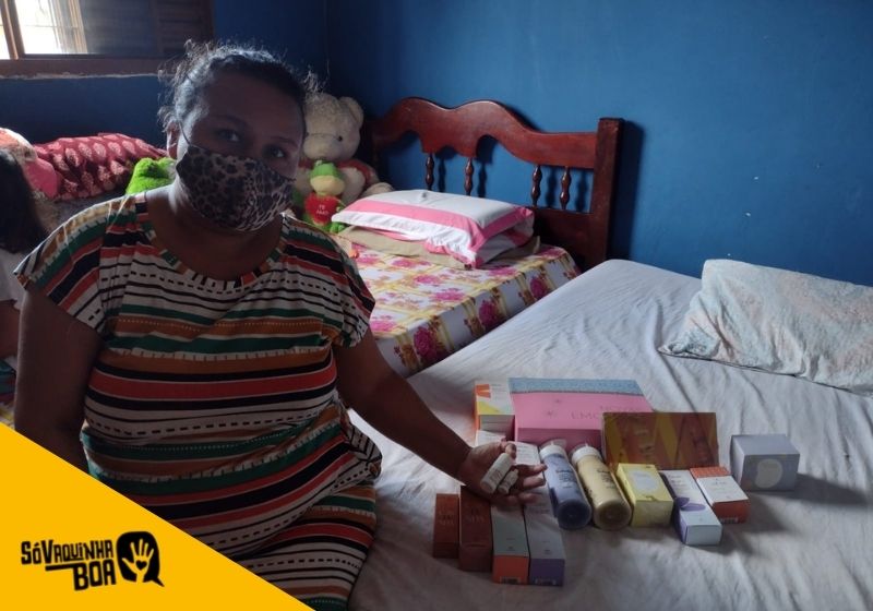 A catadora Ivanice ofereceu os produtos da rifa da filha doente em troca de alimento e nós fizemos uma vaquinha para ela - Foto: Arquivo Pessoal