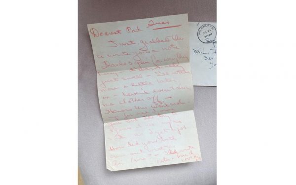 Chelsey encontrou uma carta escrita de filha para mãe no final da década de 1940. Foto: arquivo pessoal 