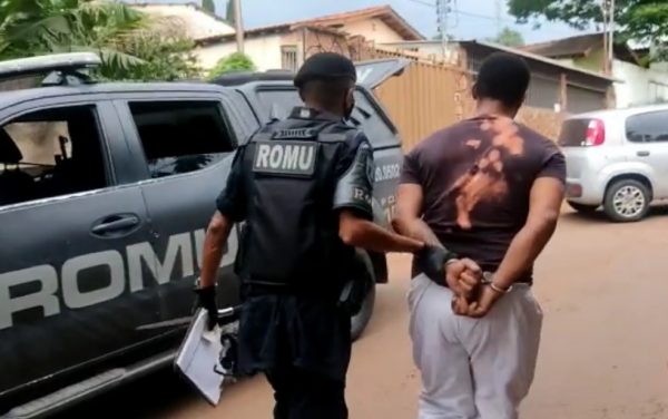 O suspeito foi preso em flagrante - Foto: Romu