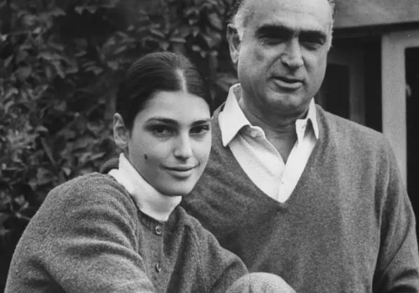 Benedetta com o pai, Luigi Jr. Barzini, em 1965. Foto: Arquivo Pessoal