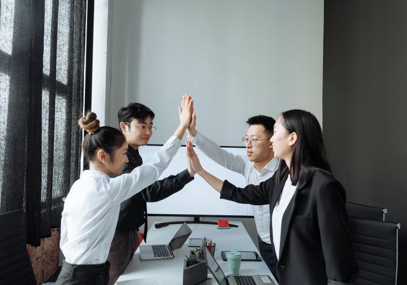 A Panasonic vai reduzir a jornada para 4 dias de trabalho por semana para reduzir custos, aumentar a produtividade e a felicidade dos funcionários - Foto: FOTO: THIRDMAN / PEXELS