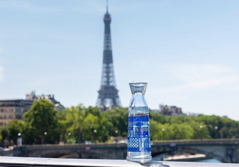 A nova lei diz que estabelecimentos comerciais precisam oferecer água potável gratuitamente - Foto: reprodução