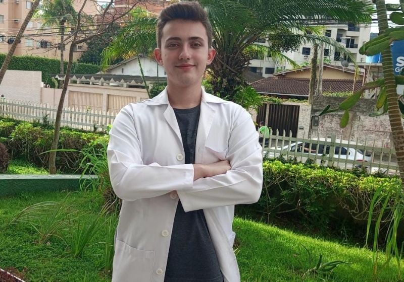 Arthur quer ser psiquiatra para ajudar outros autistas, por isso estudou para Medicina - Foto: Arquivo Pessoal