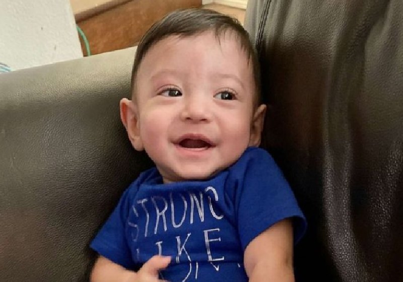 O bebê prematuro Jari Lopez completou 1 ano pesando 7 kg - Foto: arquivo pessoal / AMBER HIGGINS