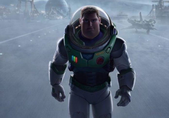 Disney e Pixar divulgam trailer do filme sobre Buzz Lightyear.  Assista