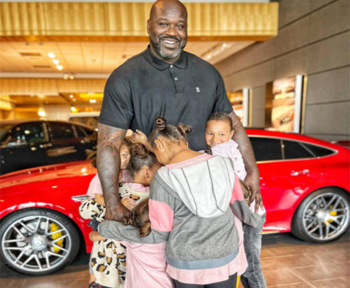 Foto: Shaq com as crianças da família Collins Foto: @thecollinskids