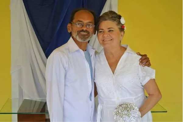 Graça e Murilo se reencontraram após quase 40 anos e, no mesmo ano do reencontro, se casaram. — Foto: Arquivo pessoal