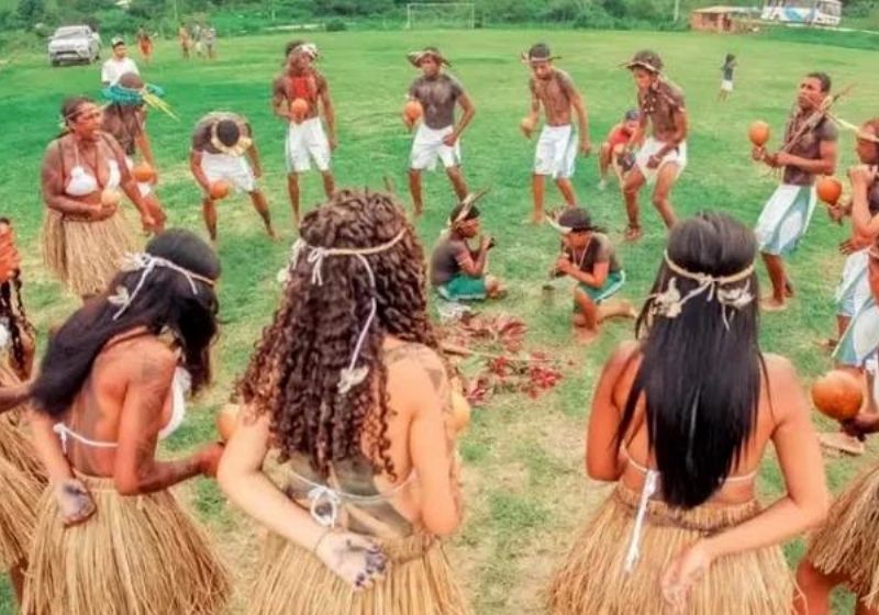 O projeto Embaixadores do Povo Indígena, idealizado pela USP ajuda a produzir podcasts para divulgar cultura dos povos originários - Foto: Divulgação/Kamaiura Anama