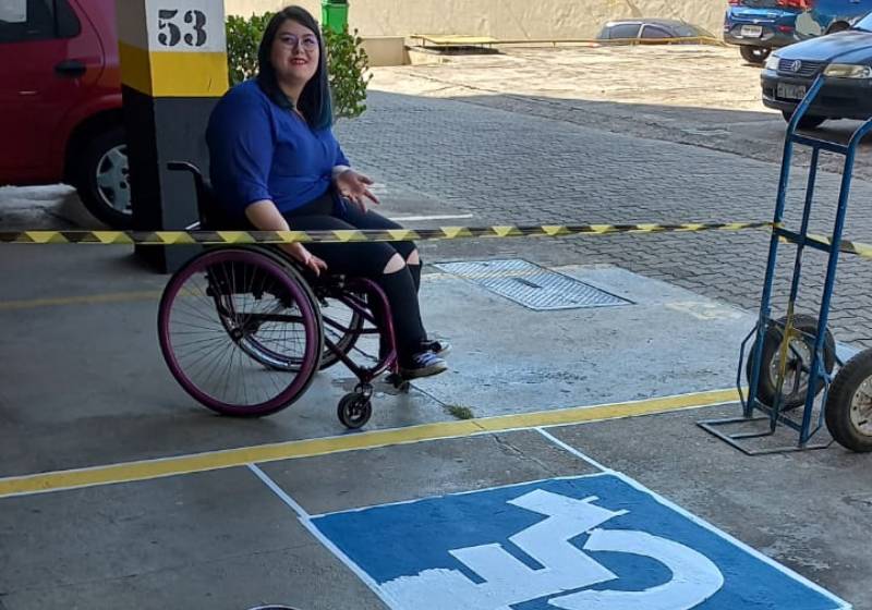 Estudante comemora a a vaga na garagem que foi conquistada e espera por mais direitos - Foto: Arquivo pessoal