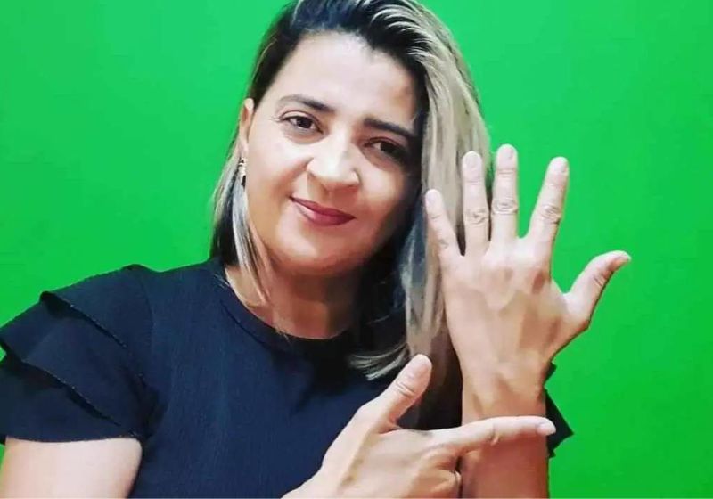 Michelle relatou que seu sonho é a inclusão efetiva e ampla dos surdos. Foto: UFMG