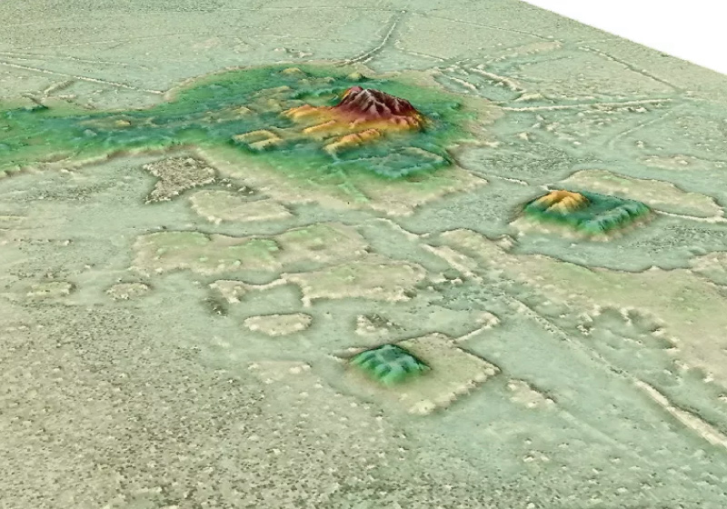 Capturas de tela de uma animação 3D de um dos assentamentos grandes encontrados pelos cientistas, o Cotoca. — Foto: H. Prümers / DAI via Nature