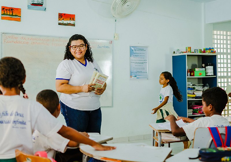 Sandra se inspirou em filosofia da Seicho-no-ie para desenvolver o caderno dos elogios para os estudantes - Foto Rayanna Guesc.jpg