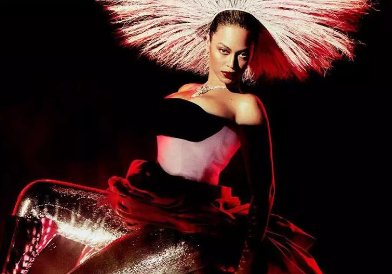 O fotógrafo paraense de 29 anos está entre os 50 jovens talentos homenageados no Fashion Awards 2020 Foto: Rafael Pavarotti