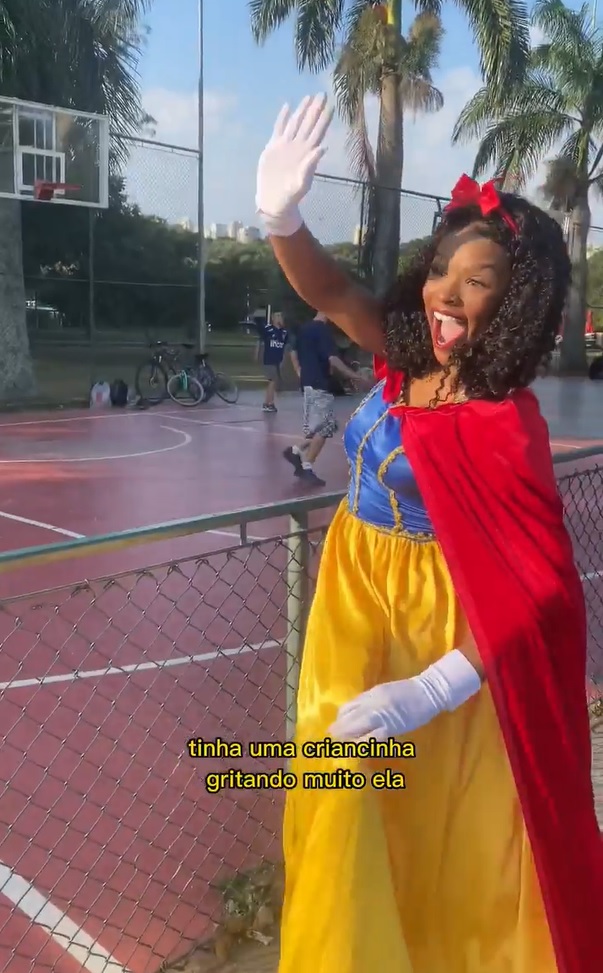A Branca de Neve Preta e a alegria da representatividade - Foto: Tom Filho / Instagram