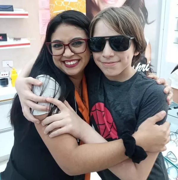 Luiz Miguel levou flores para Maithê, que o acalmou durante a crise - Foto: arquivo pessoal