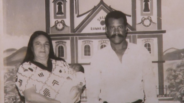 Terezinha e Antônio Malaquias estão juntos há 40 anos, mas nunca frequentaram a escola em Ribeirão Preto, SP — Foto: Arquivo pessoal