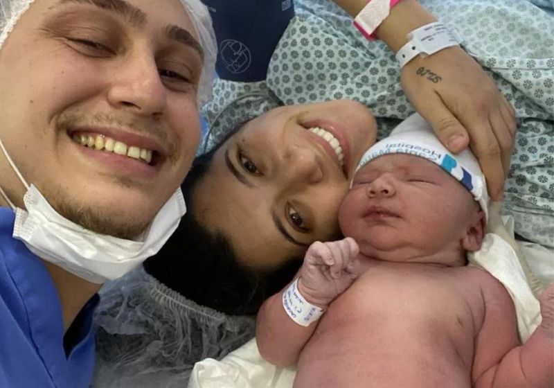 O bebezão ele acabou virando a atração do hospital com o seu tamanho inesperado. Foto: Arquivo Pessoal