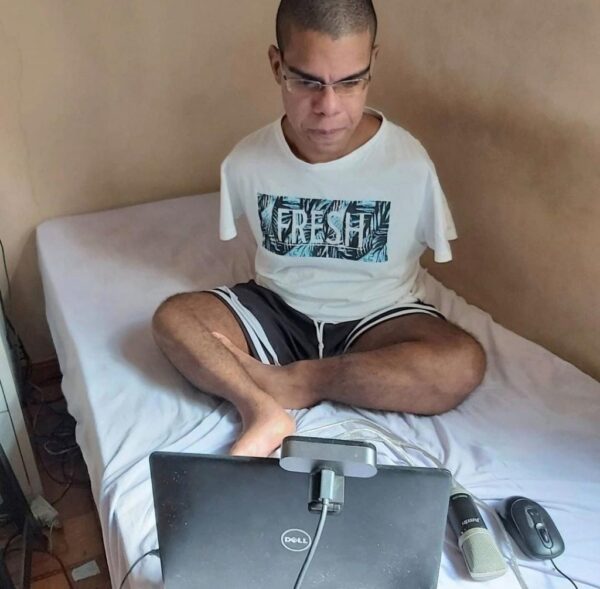 Diogo programa desde os 14 anos - Foto: arquivo pessoal