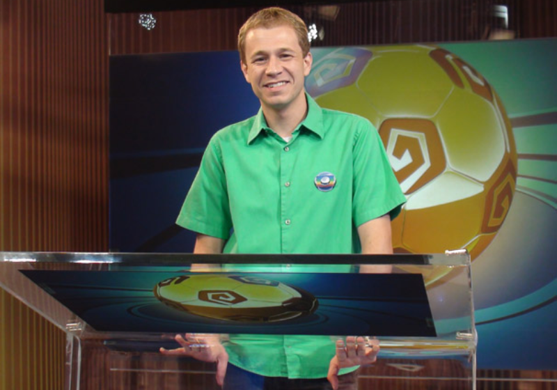 Tiago Leifert vai narrar os jogos da Copa do Catar 2022 - Foto: reprodução