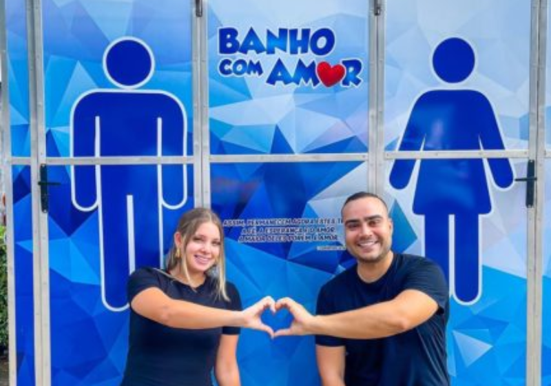 O influenciador criou o projeto Banho com Amor e tem ajudado dezenas de pessoas a resgatar a autoestima - Foto: reprodução Instagram