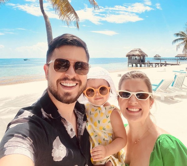 Rafael, Lídia e a pequena Liz viajaram todos os países - Foto: reprodução Instagram @diedrich