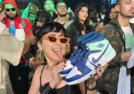 Fã com tênis distribuído pelo Whindersson no Rock In Rio. Foto: Divulgação