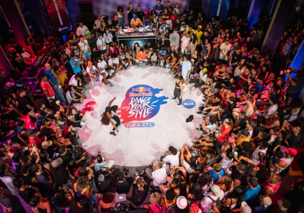 A competição reuniu dançarinos no último final de semana, no RJ - Foto: divulgação