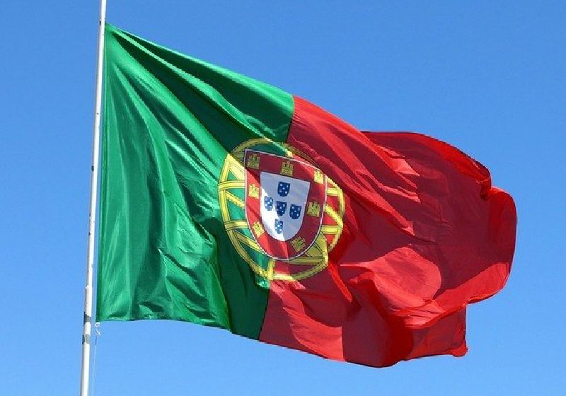 O novo visto de trabalho para brasileiros em Portugal começou a valer neste domingo (30) - Foto: Pixabay