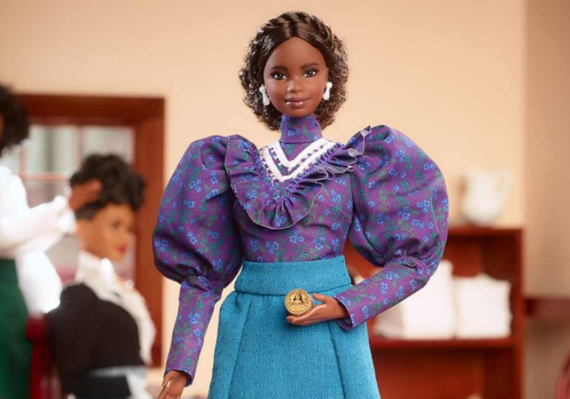 A boneca Barbie em homenagem a Madam C.J. Walker também reforça a representatividade de mulheres pretas para crianças - Foto: Mattel