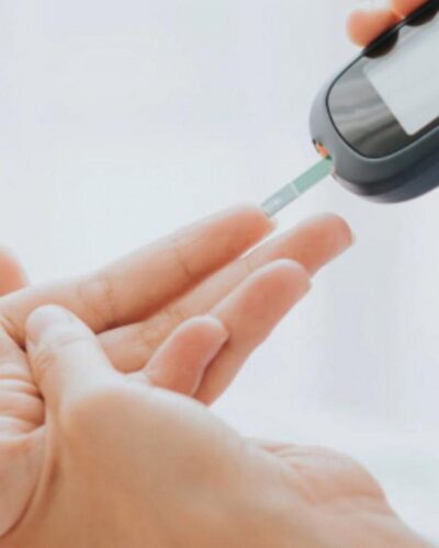 Com o remédio, os pacientes não precisarão mais medir a glicose - Foto: Gettu Images