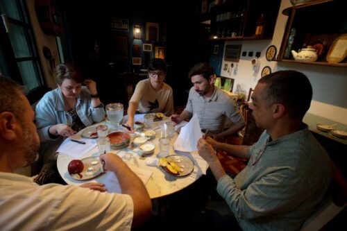 O grupo de jurados que participou do teste realizado por Paladar. - Foto: Felipe Rau 