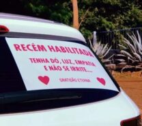 Recém-habilitada tem arrancdoa sorriso de motoristas ao pedir ‘dó e empatia’. Foto: Reprodução/Internet