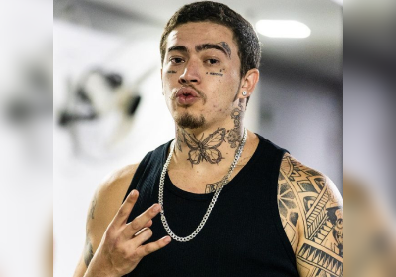 Whindersson Nunes pediu que amigos ajudassem a construir o encanamento de uma vila na África - Foto: reprodução