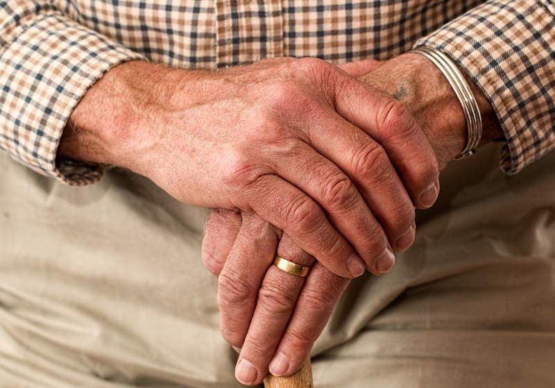 O novo teste de sangue poderá previnir o Alzheimer e ajudar no tratamento precoce da doença - Foto: Steve Buissinne / Pixabay