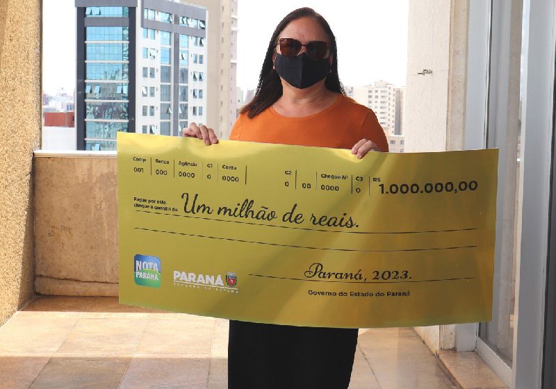 A brasileira desempregada que recebeu R$ 1 milhão disse que o dinheiro chegou em boa hora - Foto: Gabriely Smek/NCS SEFA