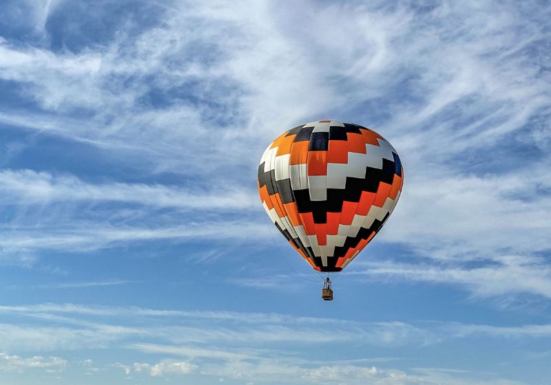 O Circuito Cultural de Balonismo de Brasília também promete música, culinária e é claro, muitos voos! Foto: Reprodução/Jornaldebrasilia.