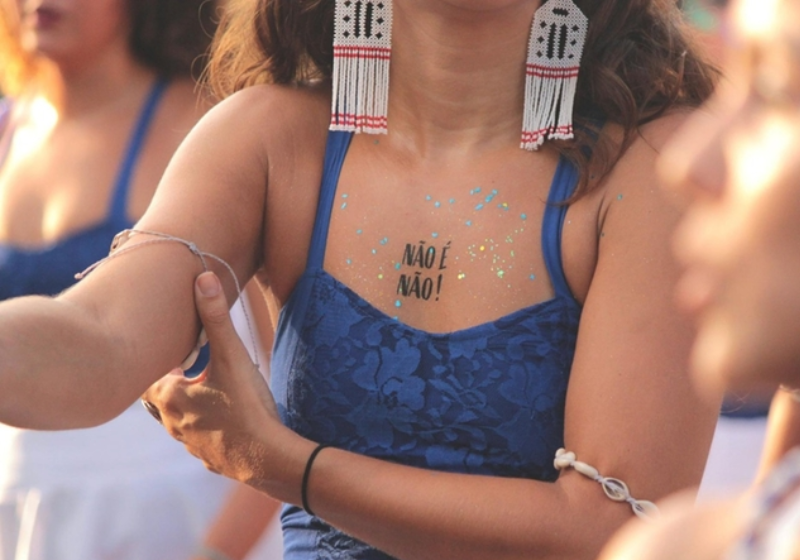 "Não é não". Os blocos organizaram medidas especiais para combater o assédio no Carnaval 2023 em Brasília. - Foto: reprodução