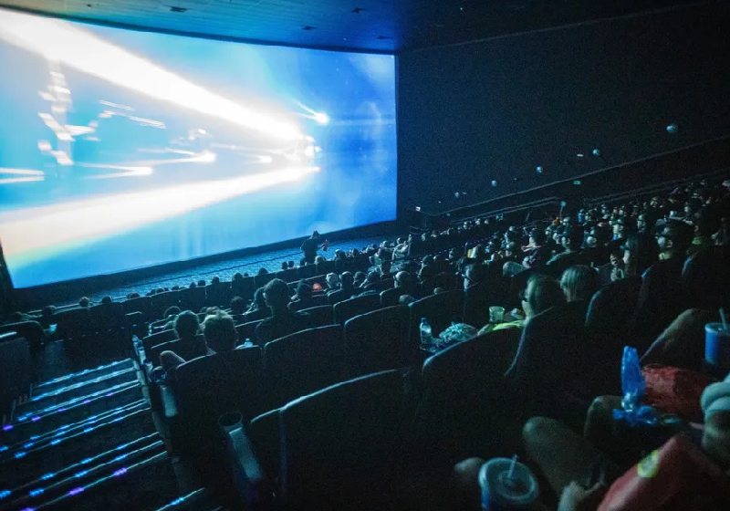 A promoção de ingressos a R$ 10 nos cinemas começa hoje e vai durar uma semana - Foto: Brenno Carvalho